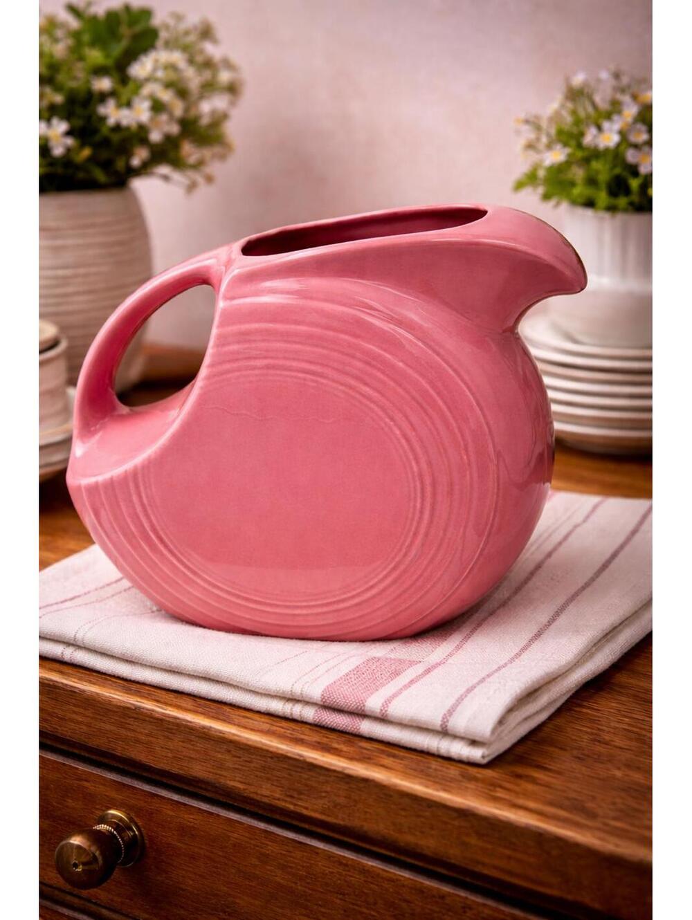 Vintage Fiesta Rose Pink Pitcher Homer Laughlin 80s Fiestaware 7” Ceramic